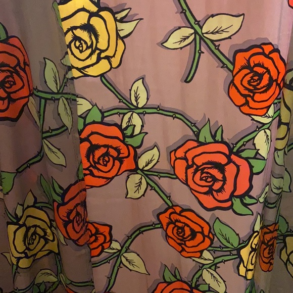 Cover up - Picture 2 of 2